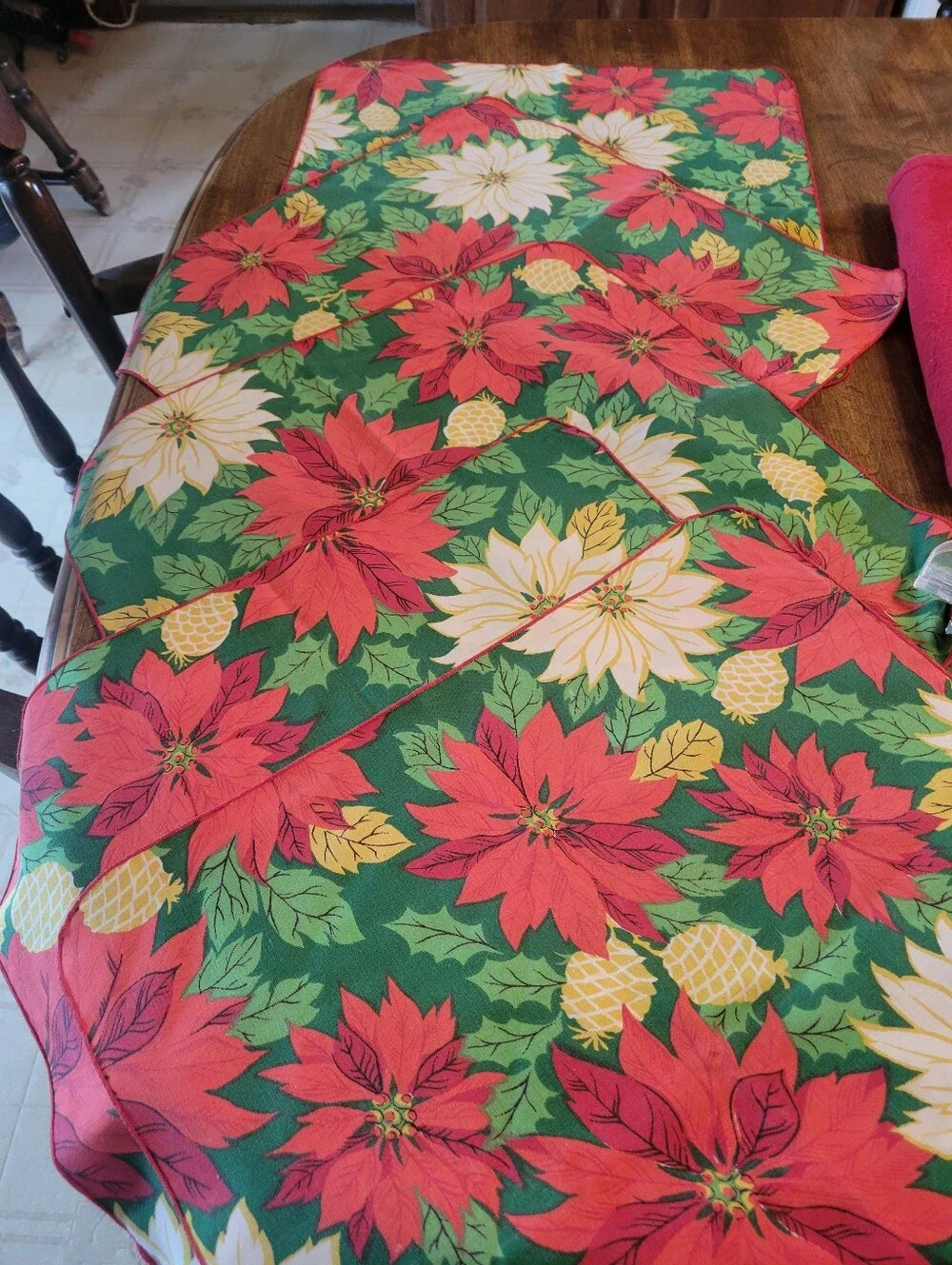 Holiday Poinsettia Placemats - Red & Green Festive Table Linens